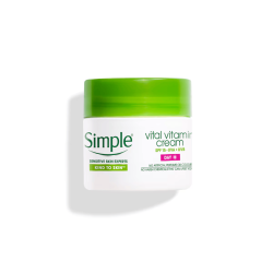 Simple Kind To Skin Vital Vitamin Day Cream Spf15 50ml