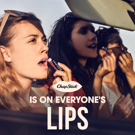 Chapstick Classic Strawberry Spf10 Lip Balm 4 Oz