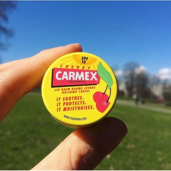 Carmex Cherry Flavored Lip Balm Pot Spf15 7.5g